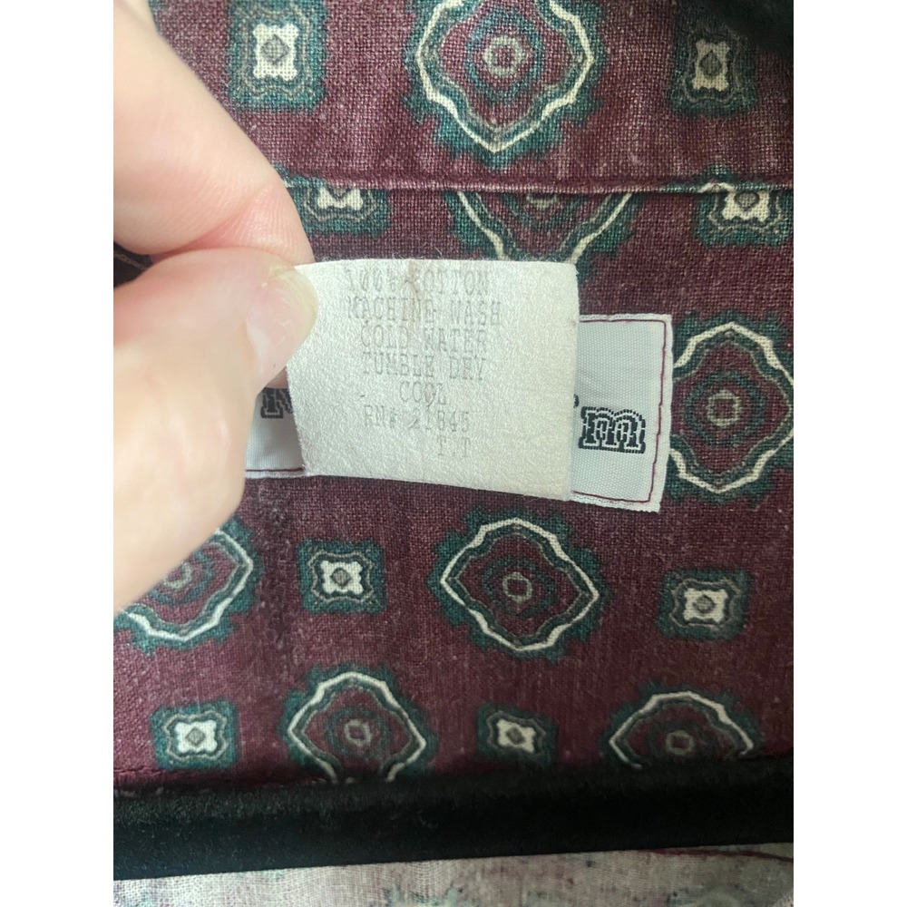 Maxx fm Vintage‎ Mens XL Burgundy Geometric Medallion Cotton Shirt Short Sleeve - Picture 3 of 6